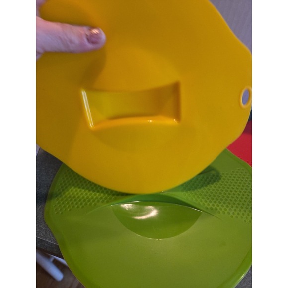 Trudeau Maison Set of 3 Silicone Lids - Picture 5 of 13